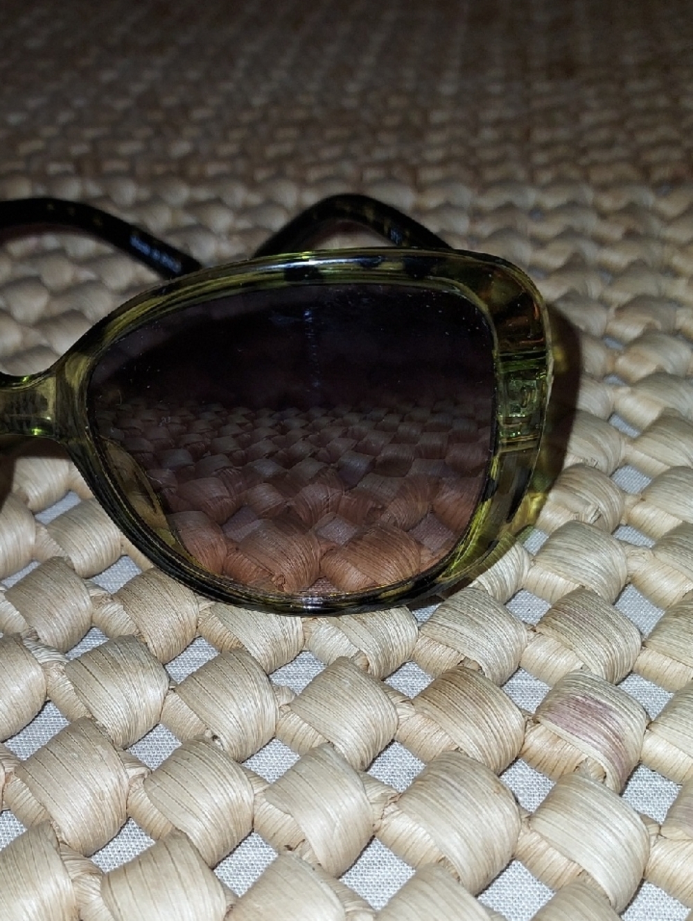 Main Character Sunglasses - Picture 2 of 9